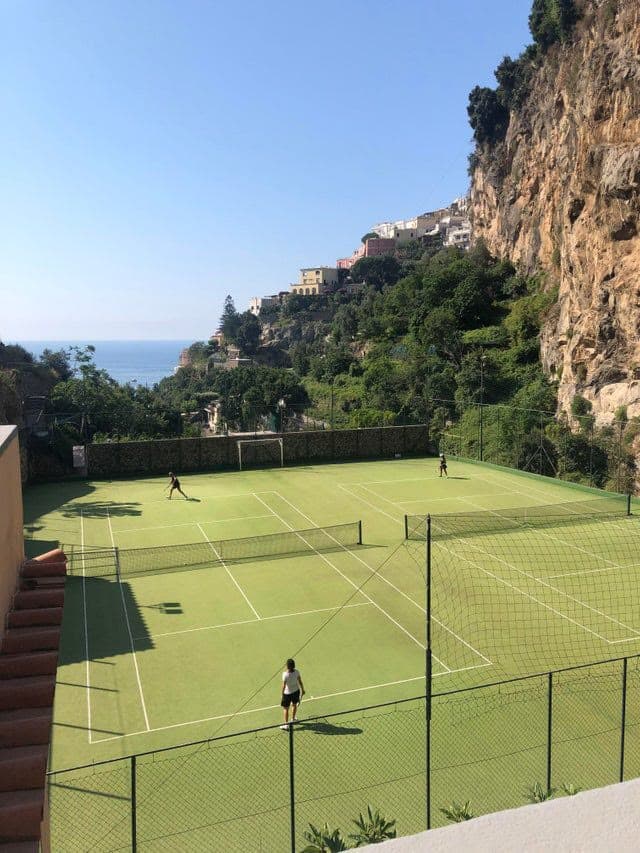 Pistas de tenis junto al mar
